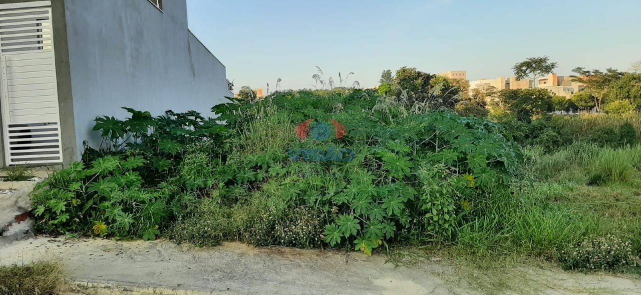 Terreno à venda no Jardim Moriyama: 