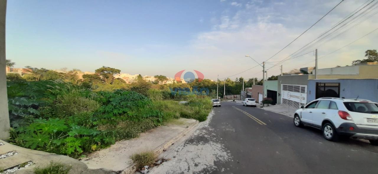Terreno à venda no Jardim Moriyama: 