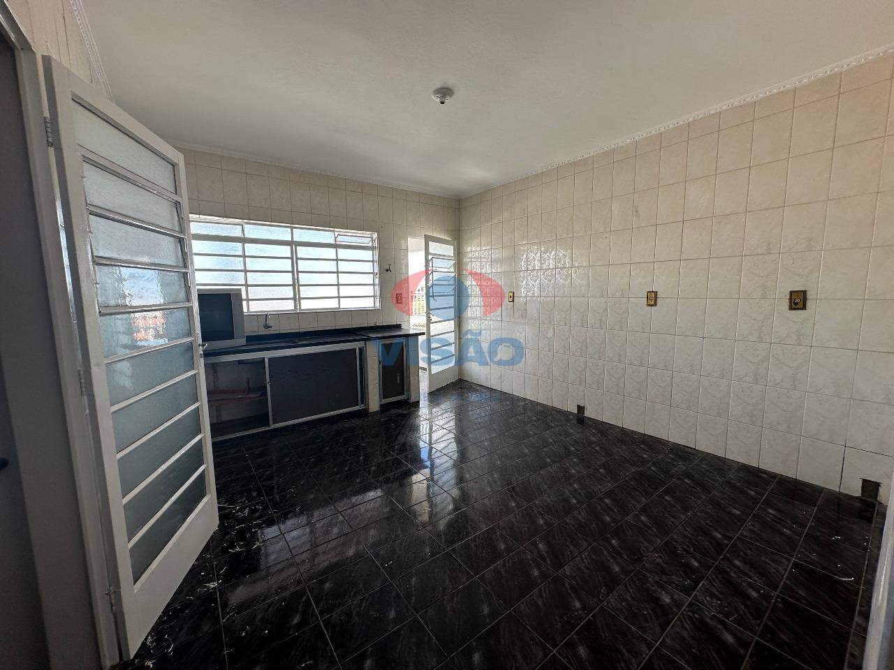 Casa para aluguel no Jardim Pedroso: 