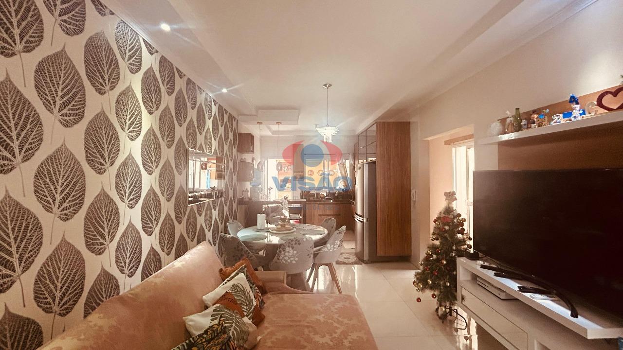 Casa à venda no Jardim Monte Carlo: 