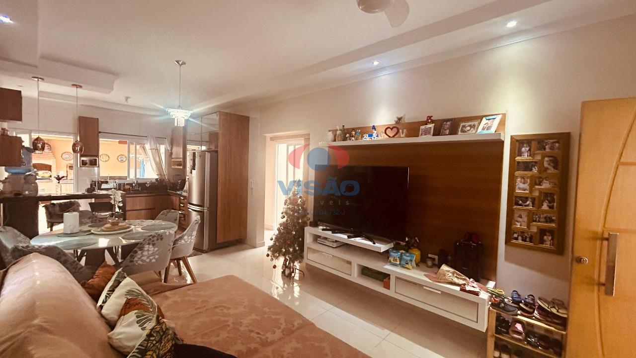 Casa à venda no Jardim Monte Carlo: 