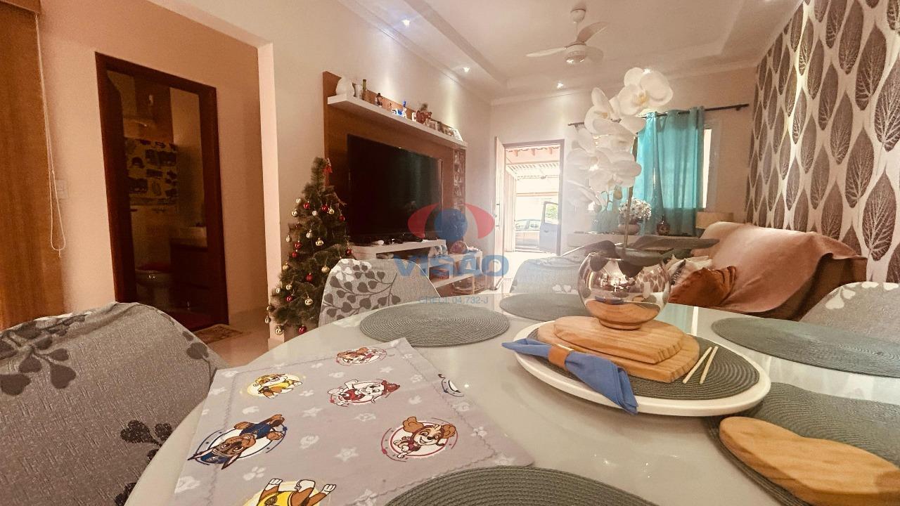 Casa à venda no Jardim Monte Carlo: 