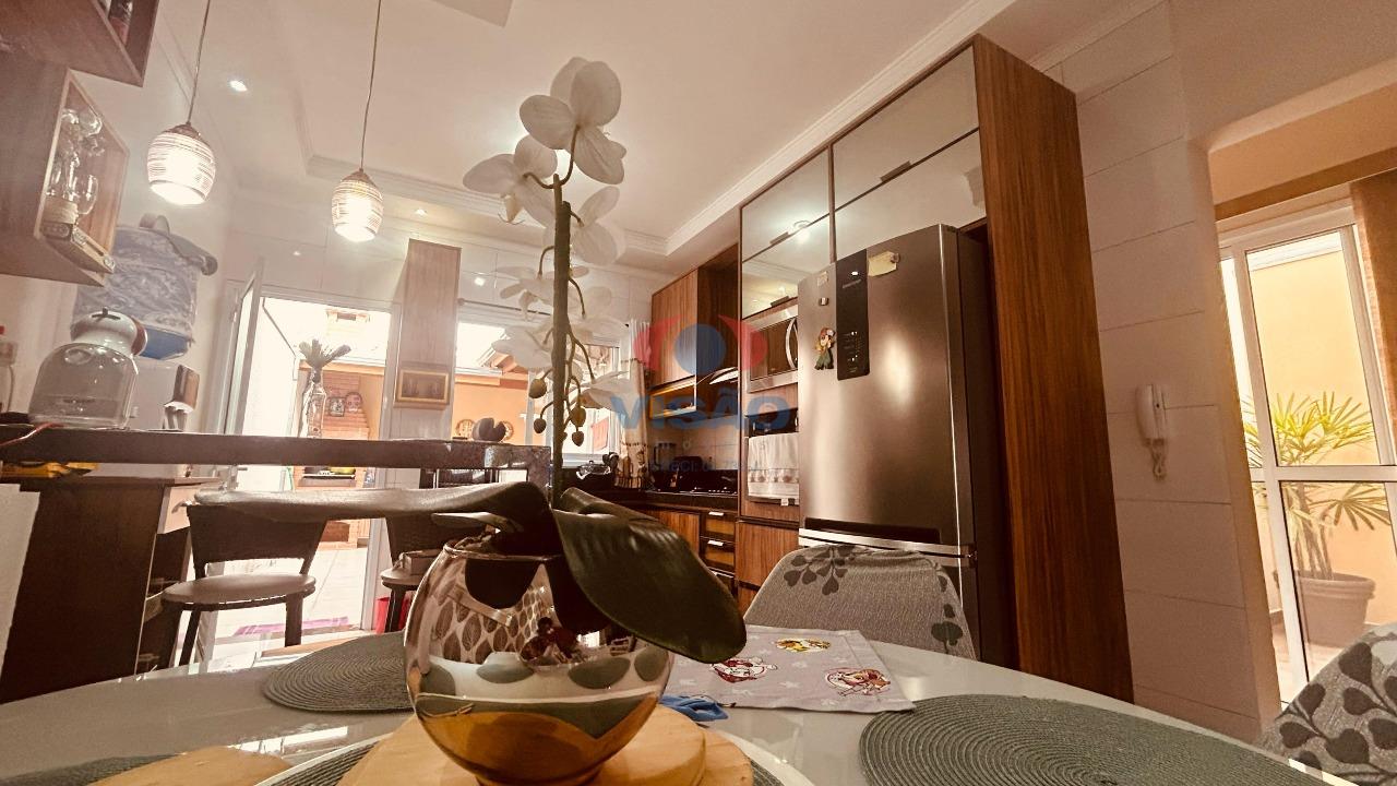 Casa à venda no Jardim Monte Carlo: 