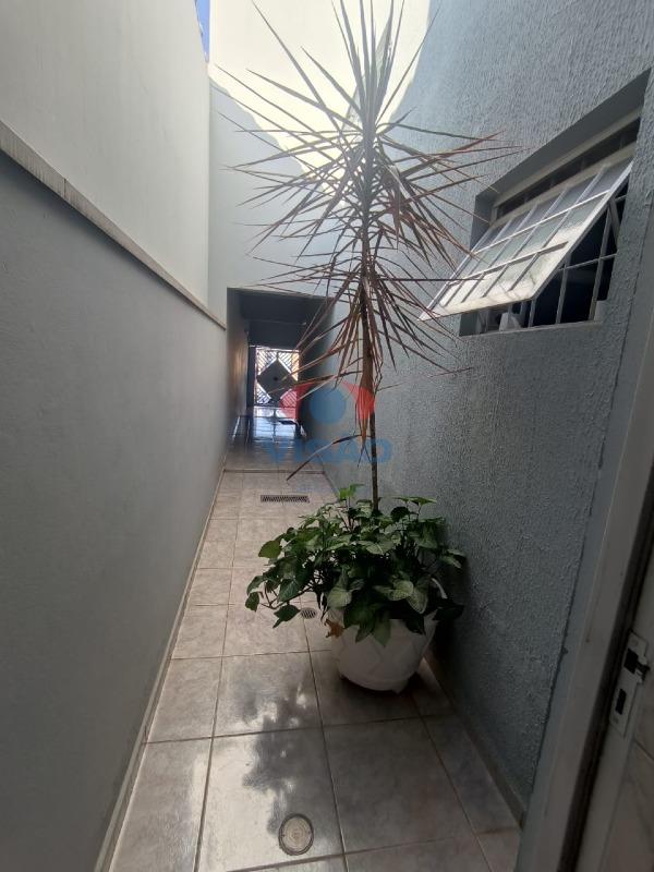 Casa - Sobrado à venda no Jardim do Valle II: 