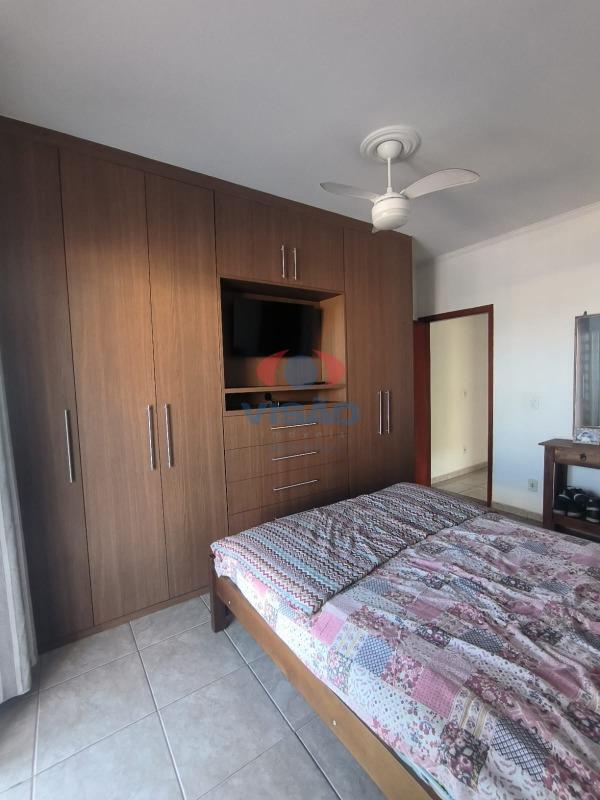 Casa - Sobrado à venda no Jardim do Valle II: 