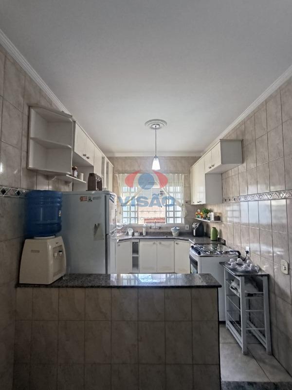 Casa - Sobrado à venda no Jardim do Valle II: 