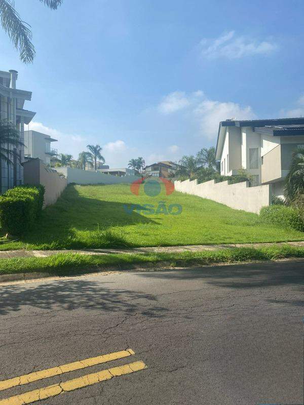 Terreno em condomínio à venda no Jardim Vila Paradiso: