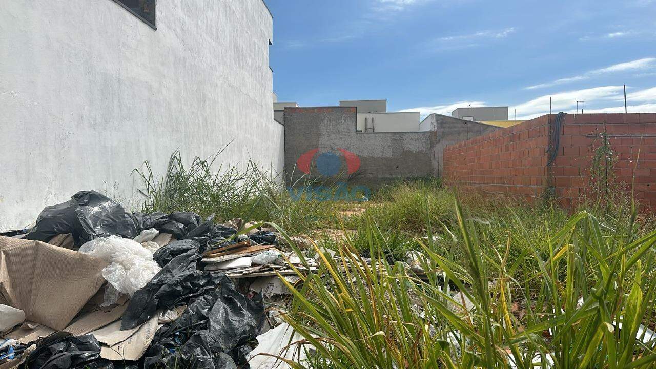 Terreno à venda no Parque Barnabé: 
