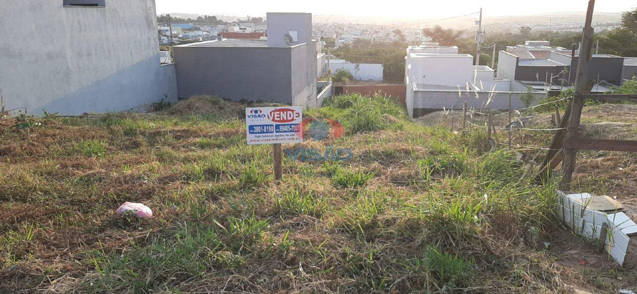 Terreno à venda no Jardim Moriyama: 