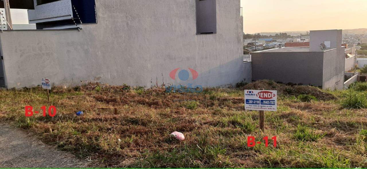 Terreno à venda no Jardim Moriyama: 