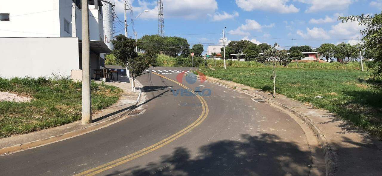 Terreno à venda no Jardim Moriyama: 