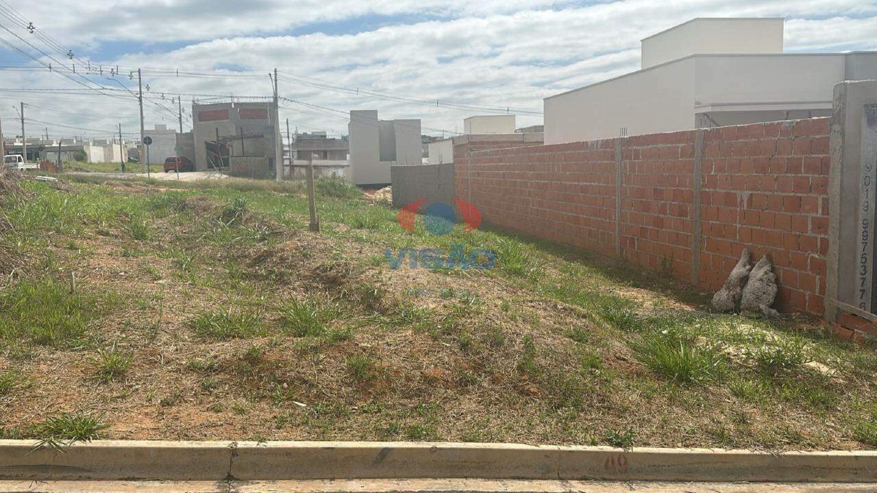 Terreno à venda no Parque Barnabé: 