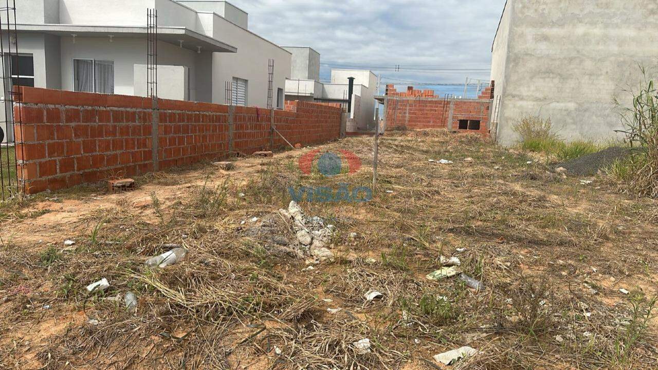 Terreno à venda no Parque Barnabé: 