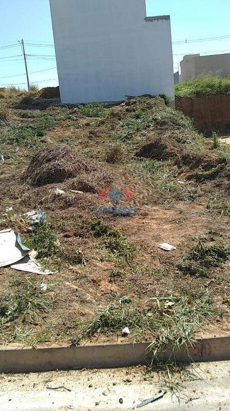 Terreno à venda no Parque Barnabé: 