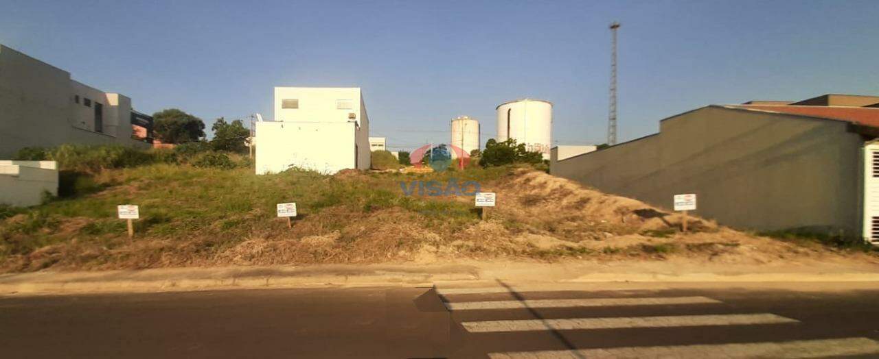 Terreno à venda no Jardim Moriyama: 