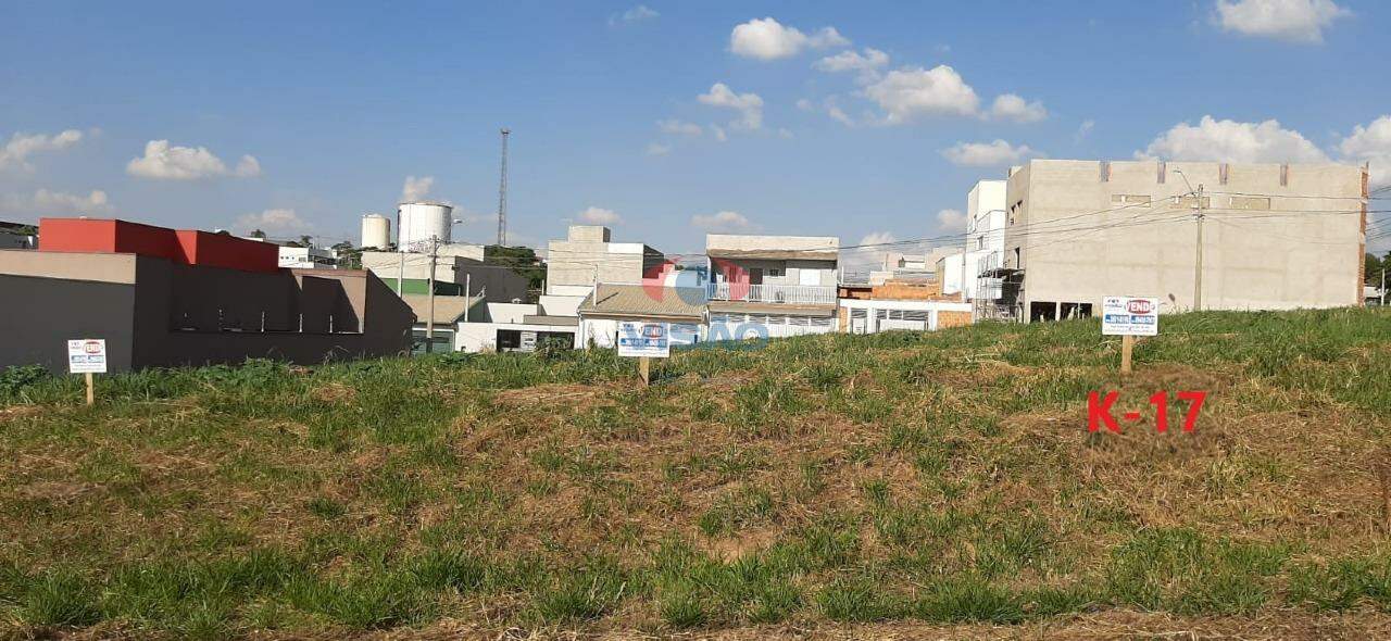 Terreno à venda no Jardim Moriyama: 