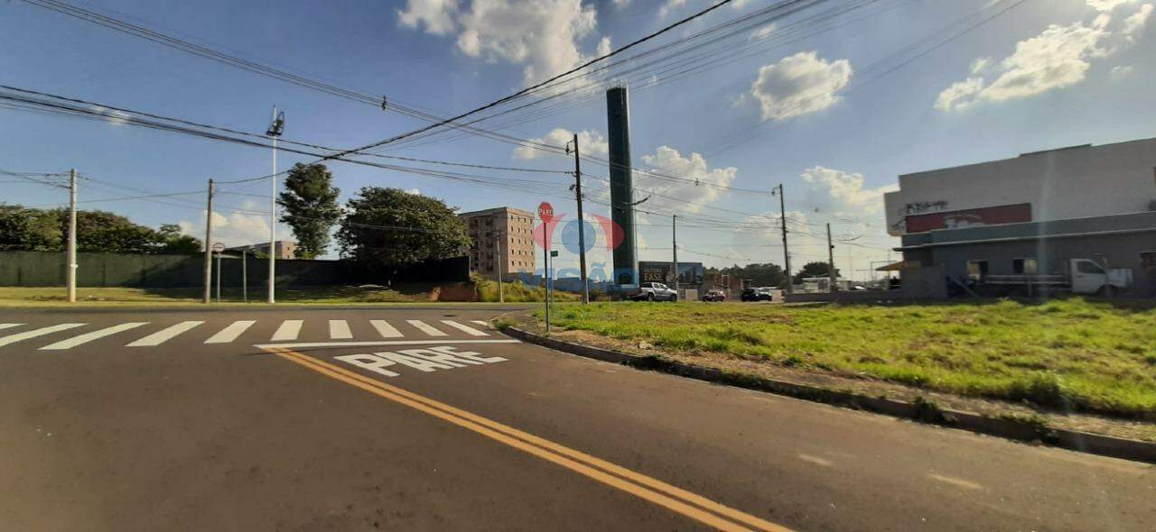 Terreno à venda no Jardim Moriyama: 