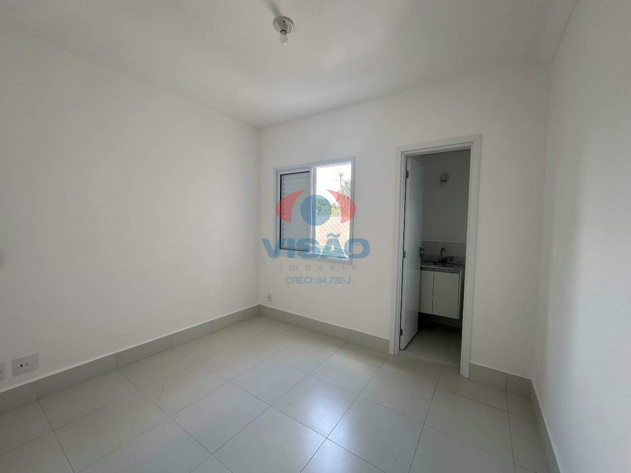Apartamento para aluguel no Jardim Santiago: DORM. 03