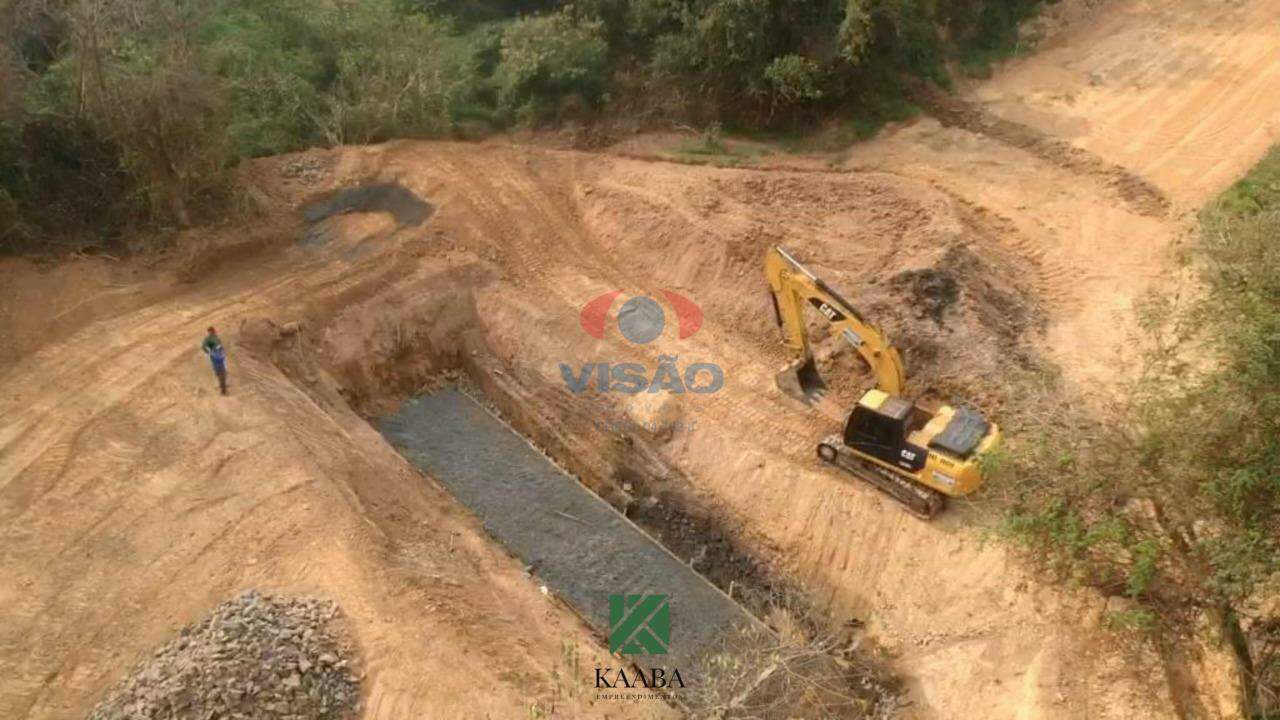 Terreno em condomínio à venda no Chácara Belvedere: 