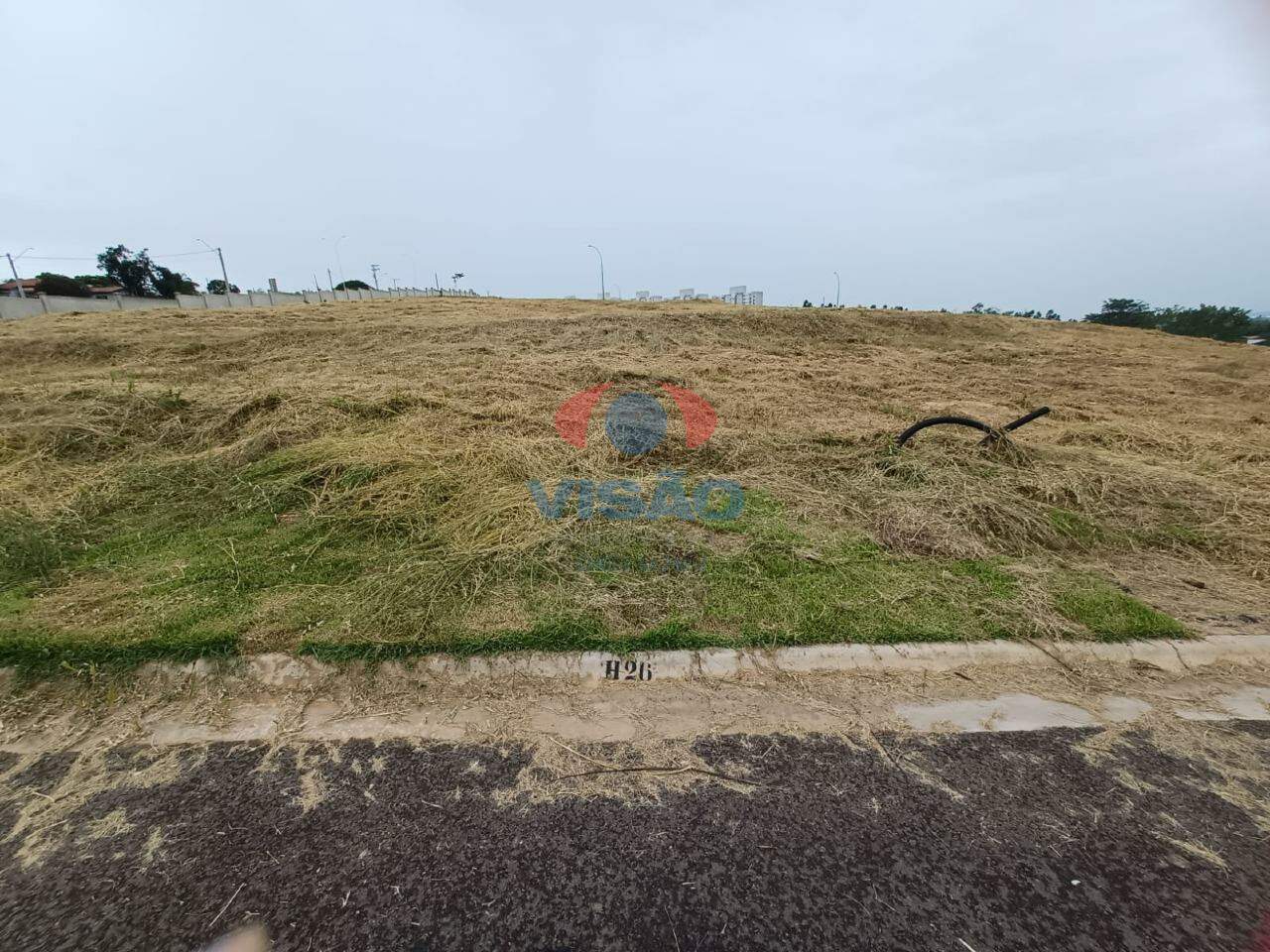 Terreno em condomínio à venda no Jardim Casablanca: 