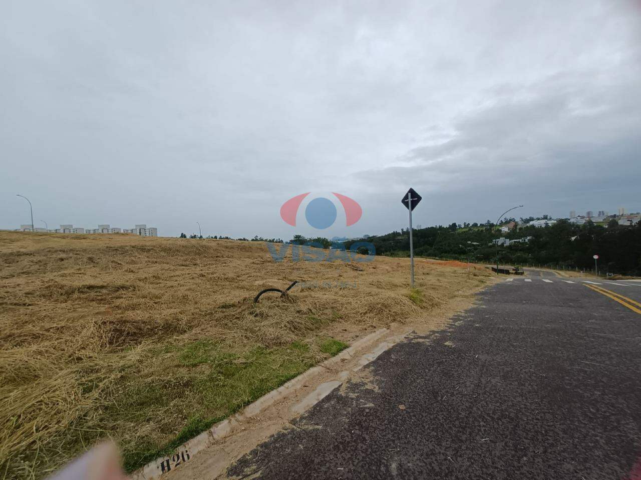 Terreno em condomínio à venda no Jardim Casablanca: 