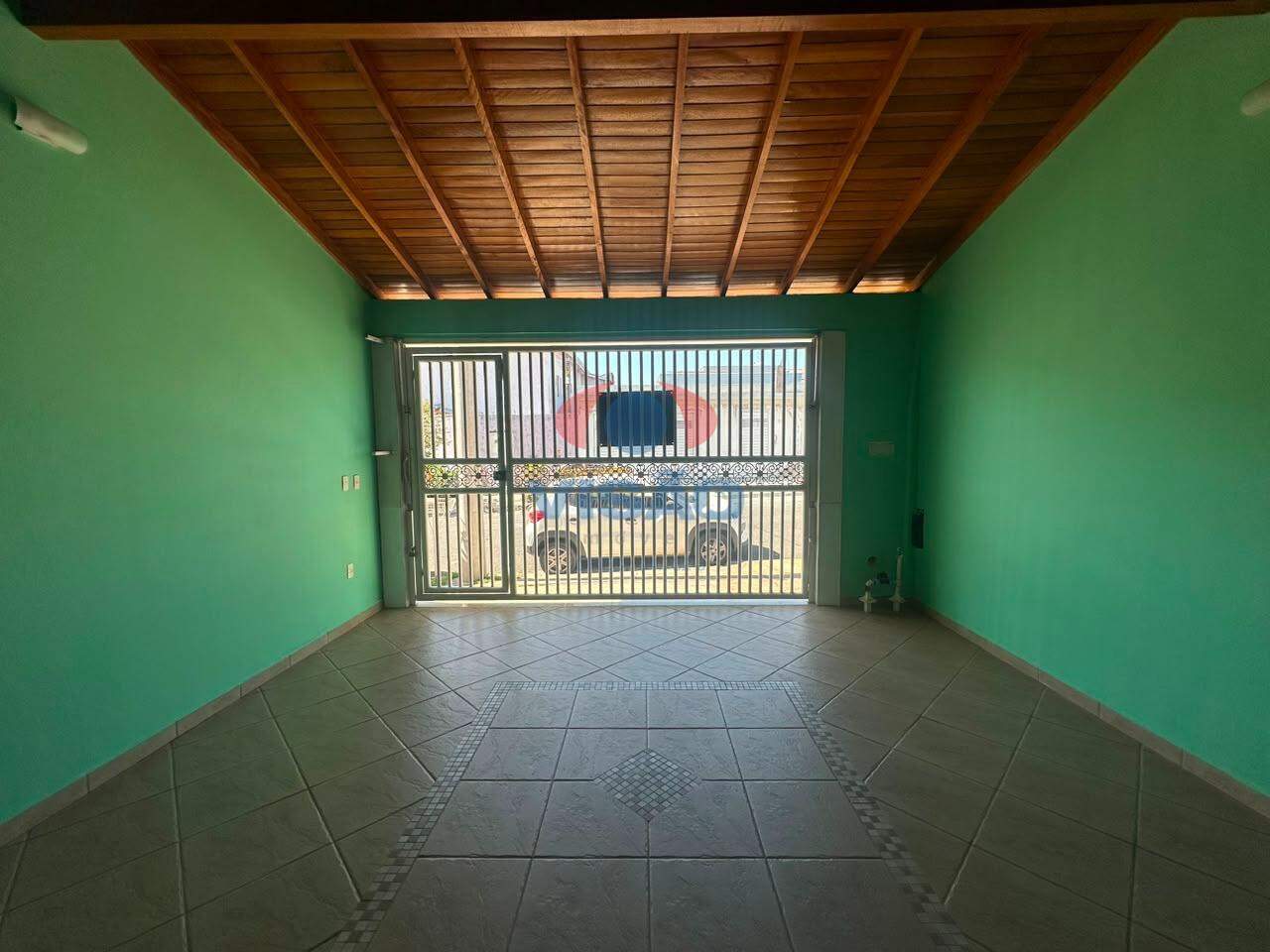 Casa para aluguel no Jardim Regina: 