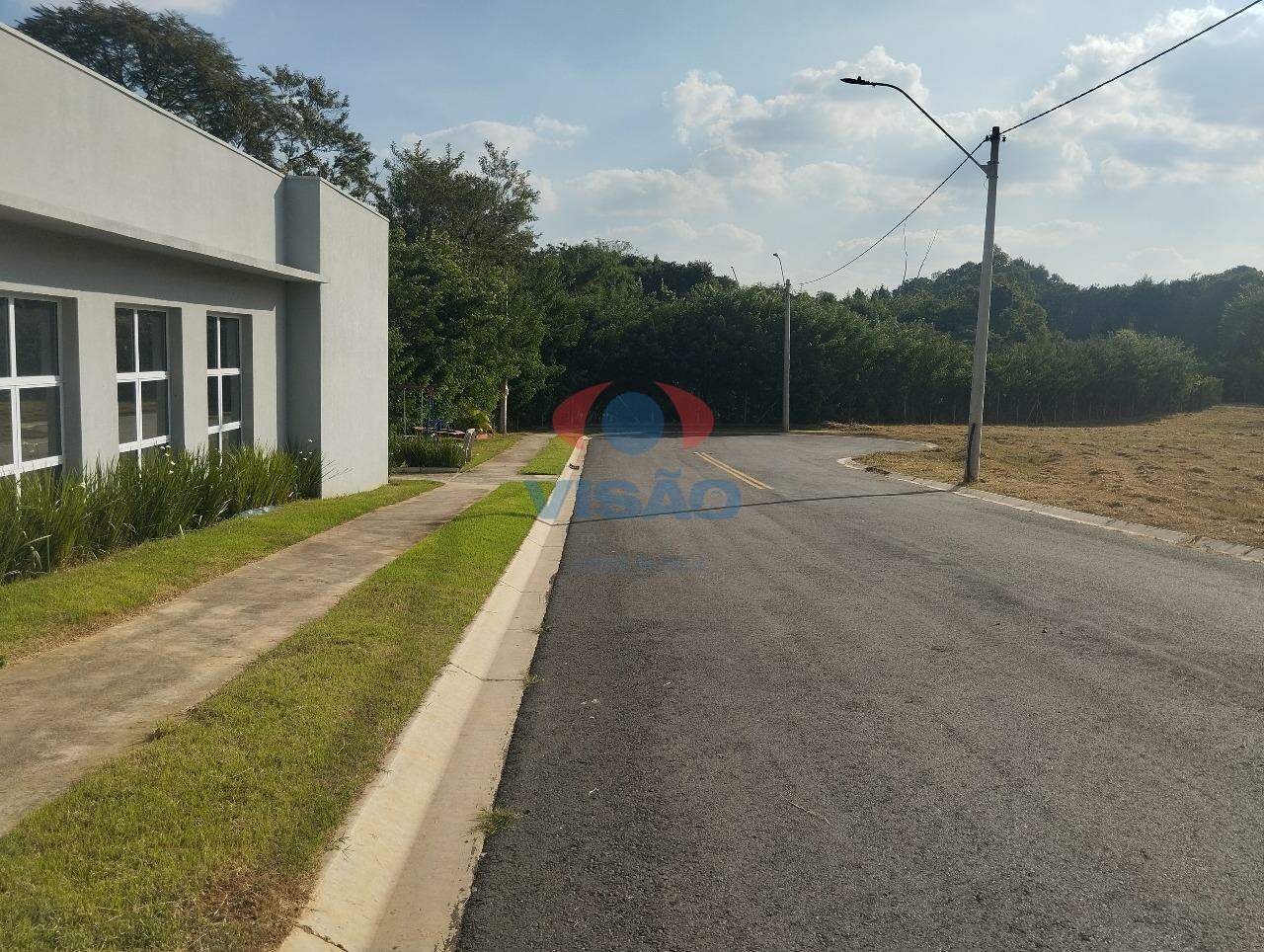 Terreno em condomínio à venda no Itaici: 