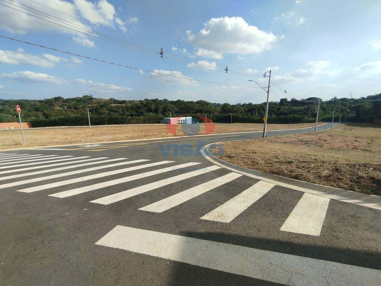 Terreno em condomínio à venda no Itaici: 