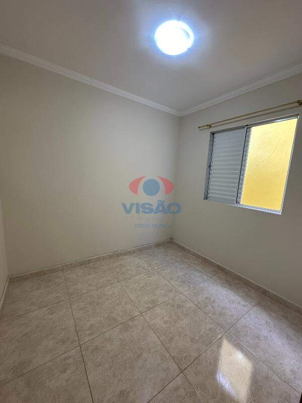 Casa em condomínio para aluguel no Jardim Pedroso: 