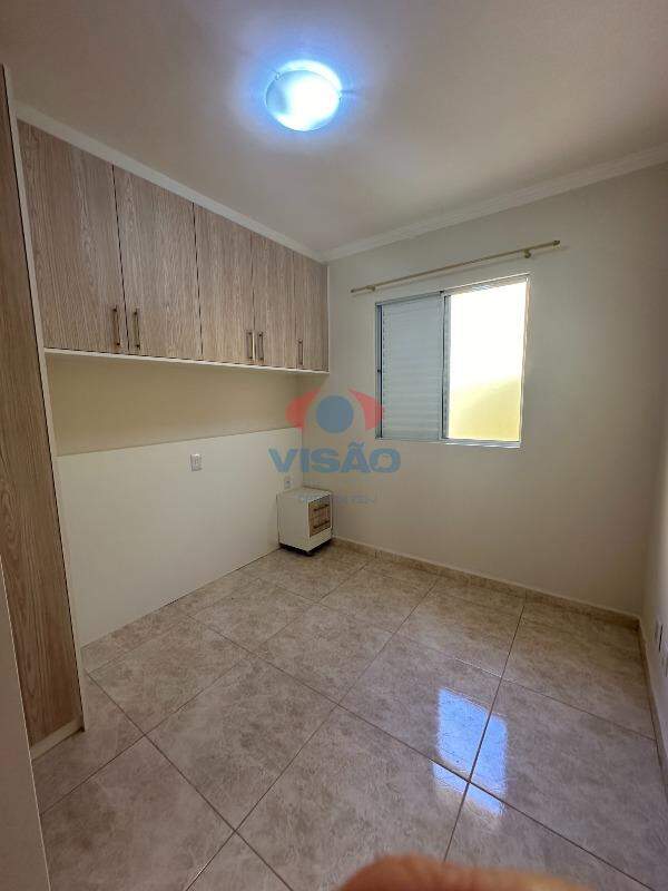 Casa em condomínio para aluguel no Jardim Pedroso: 