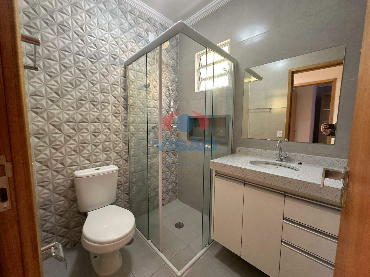 Casa em condomínio para aluguel no Jardim Pedroso: 