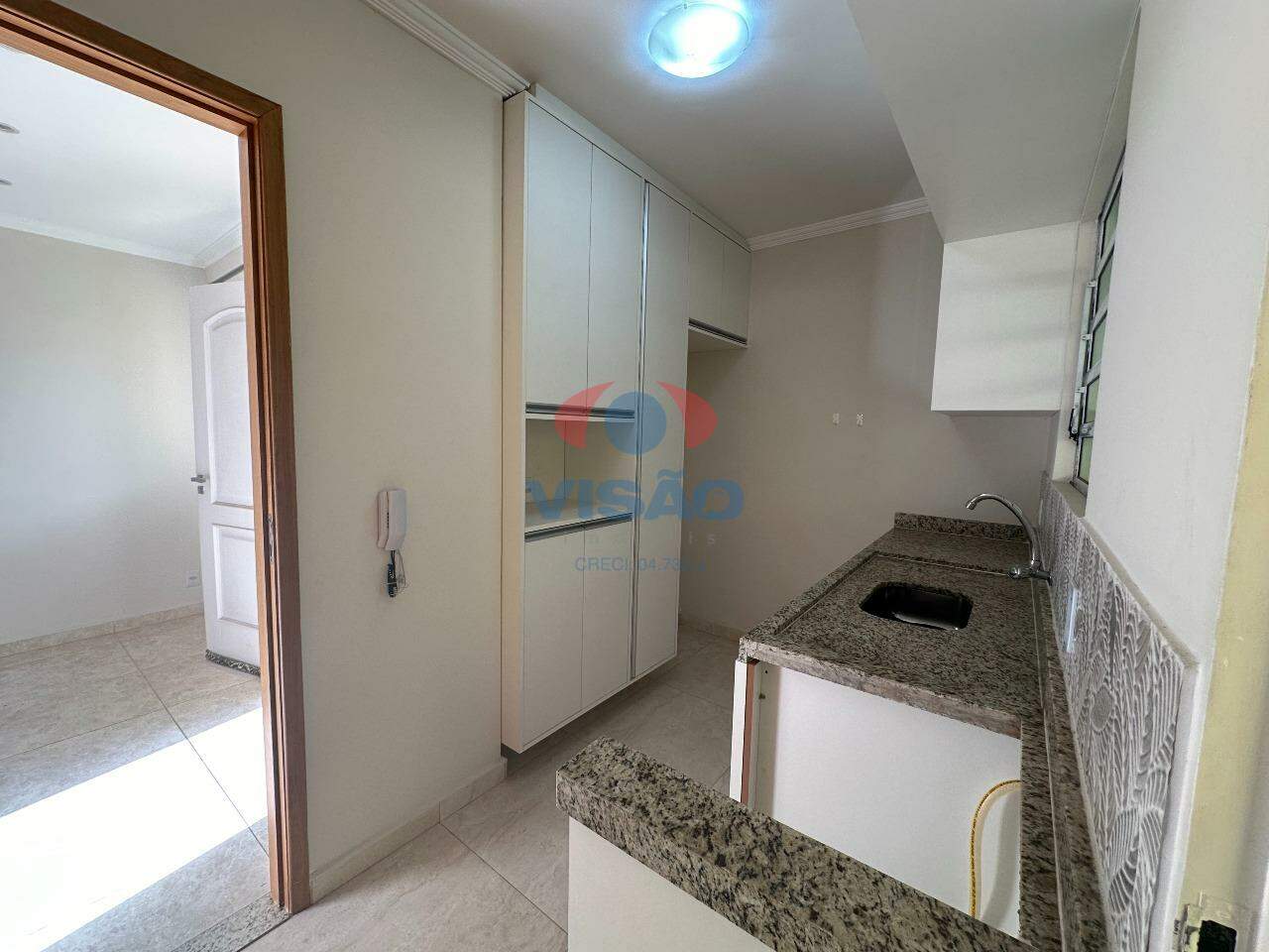 Casa em condomínio para aluguel no Jardim Pedroso: 