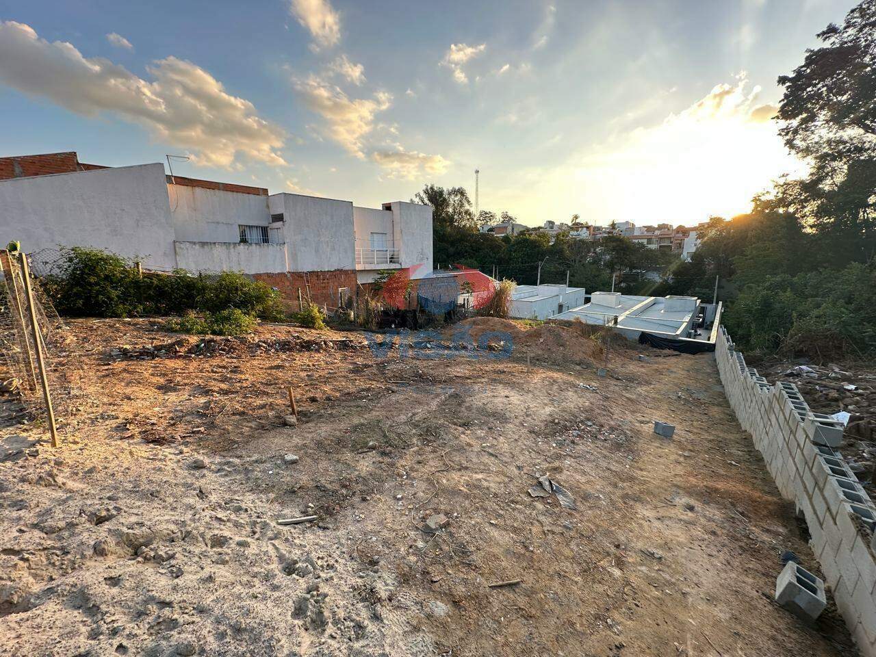 Terreno à venda no Jardim Morumbi: 