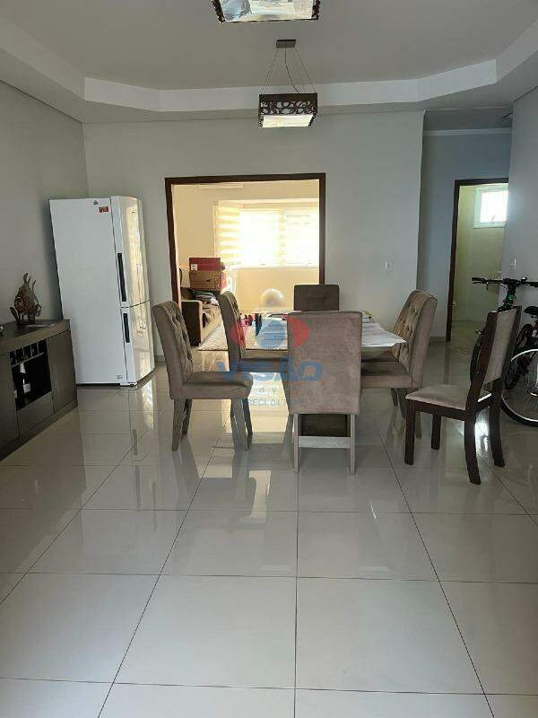 Casa à venda no Jardim Esplanada II: 