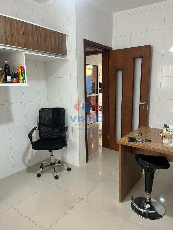 Casa à venda no Jardim Esplanada II: 