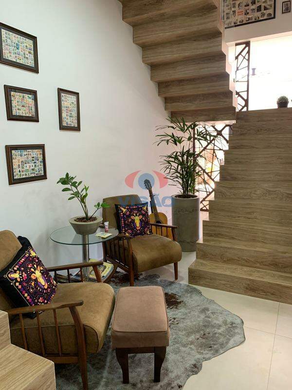 Casa em condomínio à venda no Jardim Vila Paradiso: 