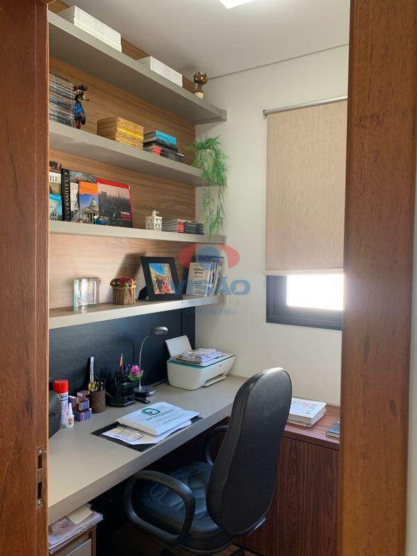 Casa em condomínio à venda no Jardim Vila Paradiso: 