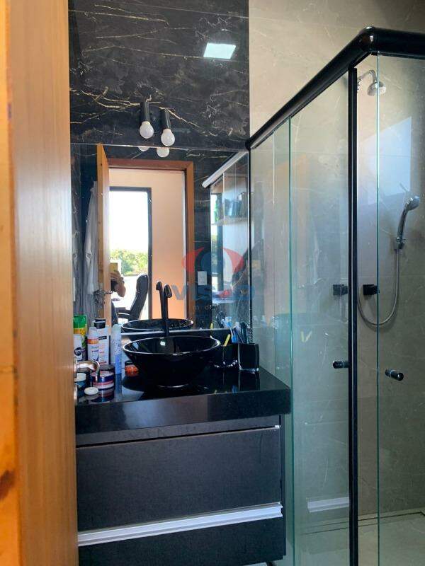 Casa em condomínio à venda no Jardim Vila Paradiso: 