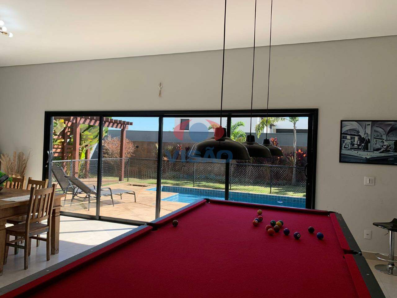 Casa em condomínio à venda no Jardim Vila Paradiso: 