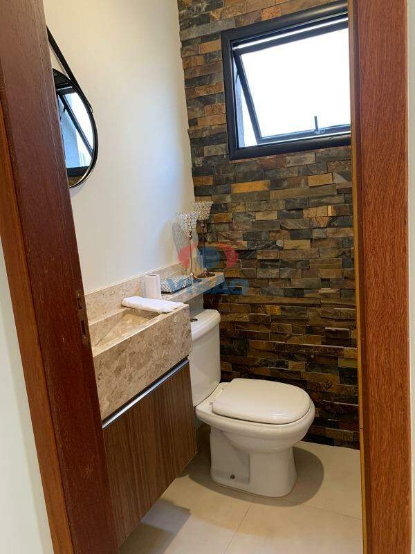 Casa em condomínio à venda no Jardim Vila Paradiso: 