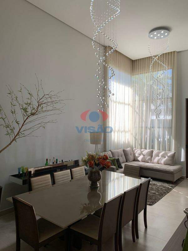 Casa em condomínio à venda no Jardim Vila Paradiso: 