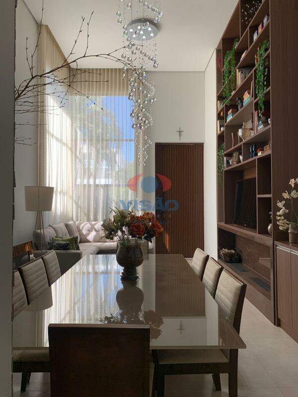 Casa em condomínio à venda no Jardim Vila Paradiso: 