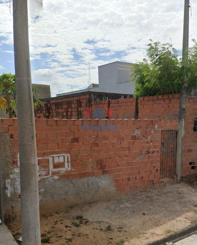Terreno à venda no Residencial Parque Laguna: 