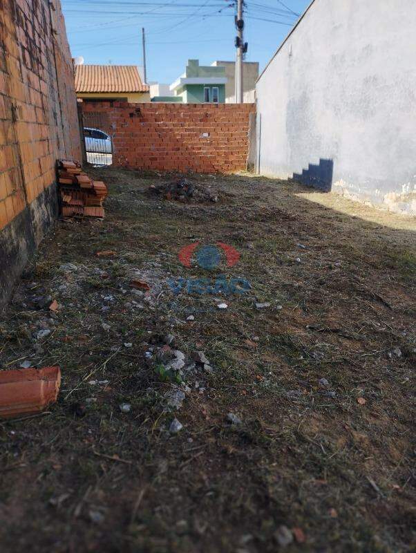 Terreno à venda no Residencial Parque Laguna: 