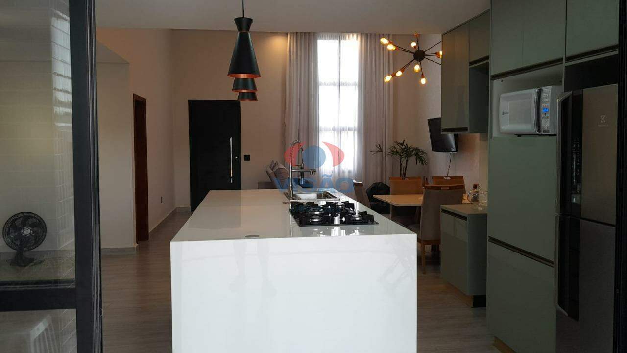 Casa em condomínio à venda no Jardim Laguna: 