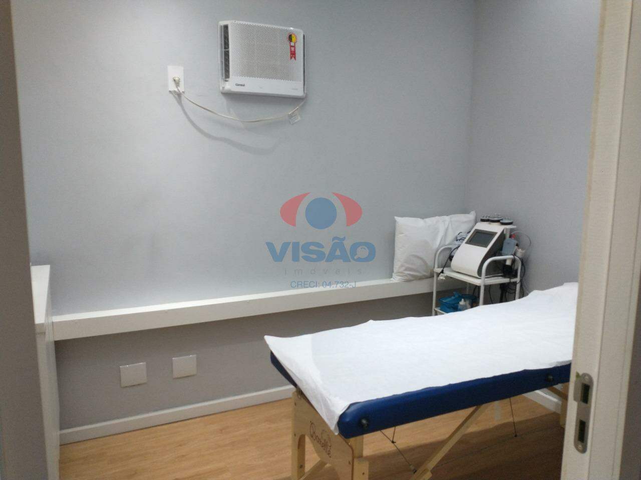 Sala à venda no Centro: 