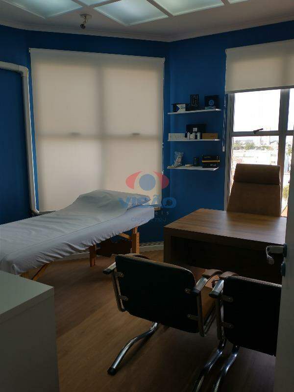 Sala à venda no Centro: 