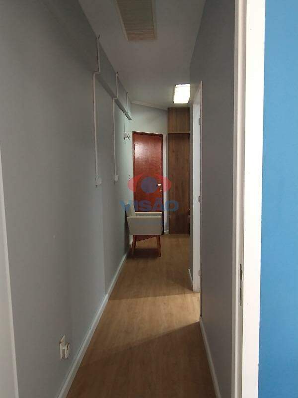 Sala à venda no Centro: 