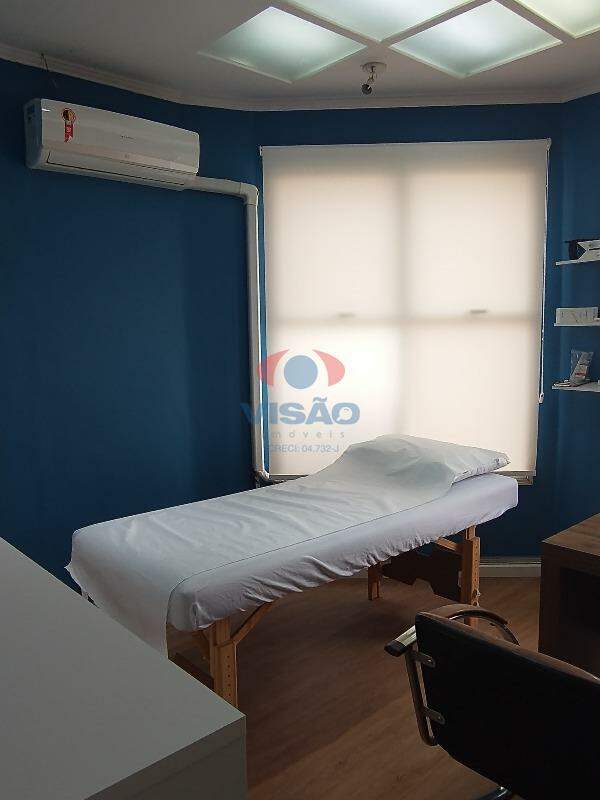 Sala à venda no Centro: 