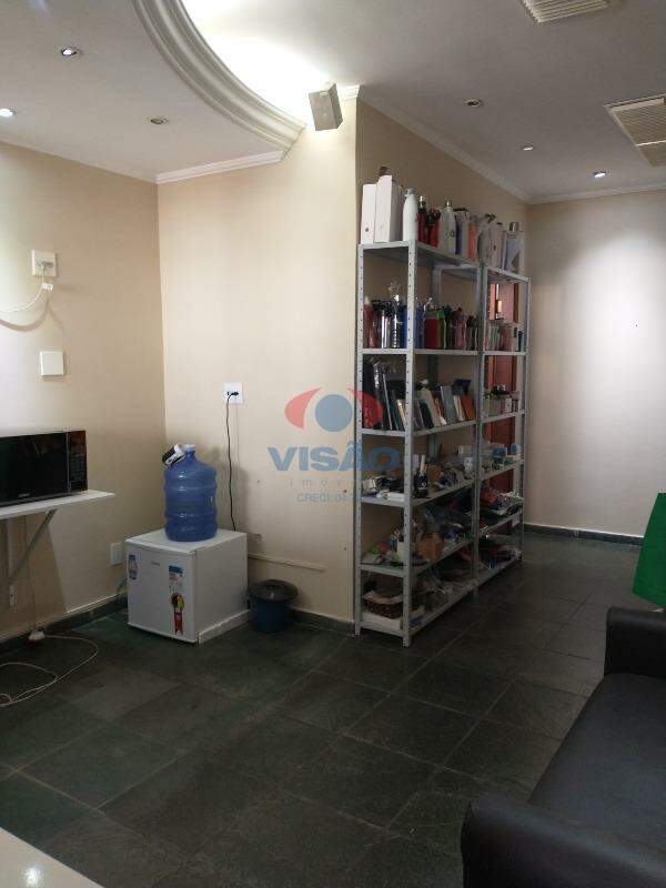 Sala à venda no Centro: 